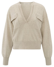 Load image into Gallery viewer, Soft sweater with V-neckline and chest pockets - Yaya the Brand