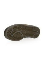 Load image into Gallery viewer, Raw Suede sneaker Yaya the Brand