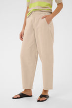 Load image into Gallery viewer, Mette Barrel Pants Kaffe