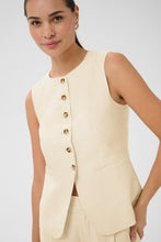 Load image into Gallery viewer, Annetta Waist Coat Kaffe
