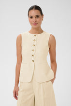 Load image into Gallery viewer, Annetta Waist Coat Kaffe