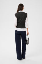 Load image into Gallery viewer, Barbara knit Vest Kaffe