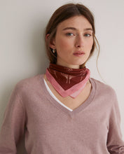 Load image into Gallery viewer, Scarf Silk Printed Yerse