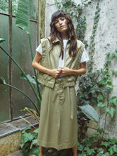 Load image into Gallery viewer, kendall Billie Vest Mos Mosh