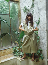 Load image into Gallery viewer, kendall Billie Vest Mos Mosh