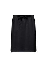 Load image into Gallery viewer, Banu Skirt Soyaconcept