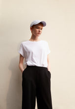 Load image into Gallery viewer, Idaara T-shirt Armed Angels