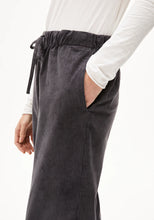 Load image into Gallery viewer, Jaimilaa Corduroy Pants Armed Angels