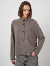 Load image into Gallery viewer, 100% Extrafine baby wool Merino Repeat
