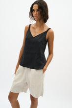 Load image into Gallery viewer, Elinor Shorts InWear