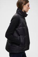 Load image into Gallery viewer, Halifax waistcoat InWear