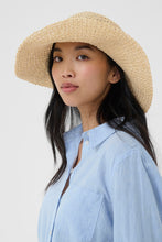 Load image into Gallery viewer, Pouline Hat Part Two
