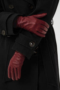 Carrin Gloves Part Two