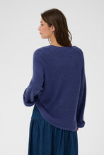Load image into Gallery viewer, Etronas Pullover Part Two