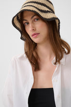 Load image into Gallery viewer, Beinta Hats Part Two