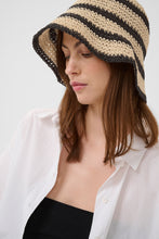 Load image into Gallery viewer, Beinta Hats Part Two