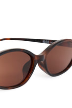 Load image into Gallery viewer, Becky Sunglasses Part Two