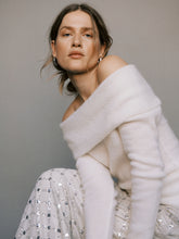 Load image into Gallery viewer, Doret Pullover Part Two