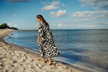 Load image into Gallery viewer, Kelsie shirt Dress Saint Tropez