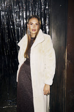 Load image into Gallery viewer, Loes Coat Saint Tropez