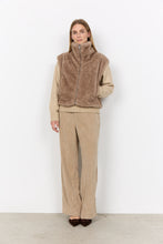 Load image into Gallery viewer, Haye Vest Soyaconcept