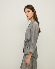 Load image into Gallery viewer, Crinkled effect Shirt Yerse