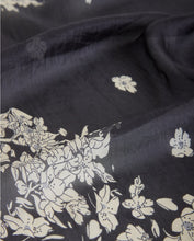 Load image into Gallery viewer, Silk Scarf
