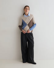 Load image into Gallery viewer, Diamond Pattern Sweater Yerse