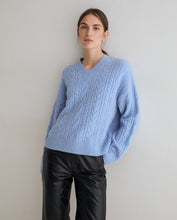 Load image into Gallery viewer, Cable knit Sweater Yerse