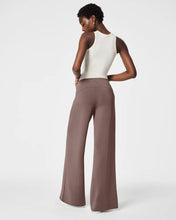 Load image into Gallery viewer, Wide Leg Sweat Pants Spanx