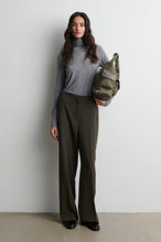 Load image into Gallery viewer, Fique Classic Trousers