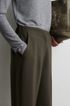 Load image into Gallery viewer, Fique Classic Trousers