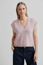 Load image into Gallery viewer, Camryn Knit Vest Second Female
