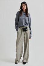 Load image into Gallery viewer, Vilena Knit Second Female