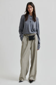 Vilena Knit Second Female