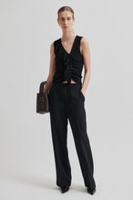 Load image into Gallery viewer, Vesra  Knit Top Second Female