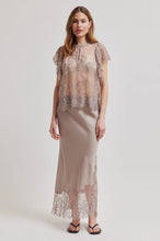 Load image into Gallery viewer, Wila Skirt Second Female