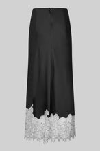 Load image into Gallery viewer, Wila Skirt Second Female