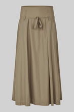 Load image into Gallery viewer, Amari Skirt Second Female