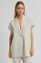 Load image into Gallery viewer, Blanca Waistcoat Second Female