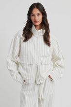 Load image into Gallery viewer, Ciliss Jacket Second Female