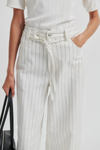 Load image into Gallery viewer, Ciliss Jeans Second Female