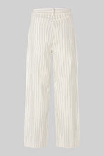 Load image into Gallery viewer, Ciliss Jeans Second Female