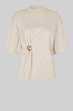 Load image into Gallery viewer, Enora Brooch Tee Second Female
