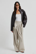 Load image into Gallery viewer, Sharo wrap trousers Second Female