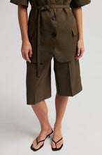 Load image into Gallery viewer, Sharo long Shorts Second female