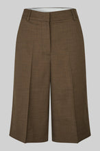 Load image into Gallery viewer, Sharo long Shorts Second female