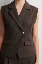 Load image into Gallery viewer, Riese Fitted waistcoat Second Female