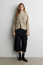 Load image into Gallery viewer, Sella Cropped Trousers Second Female