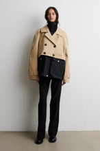 Load image into Gallery viewer, Aiva Jacket Second Female